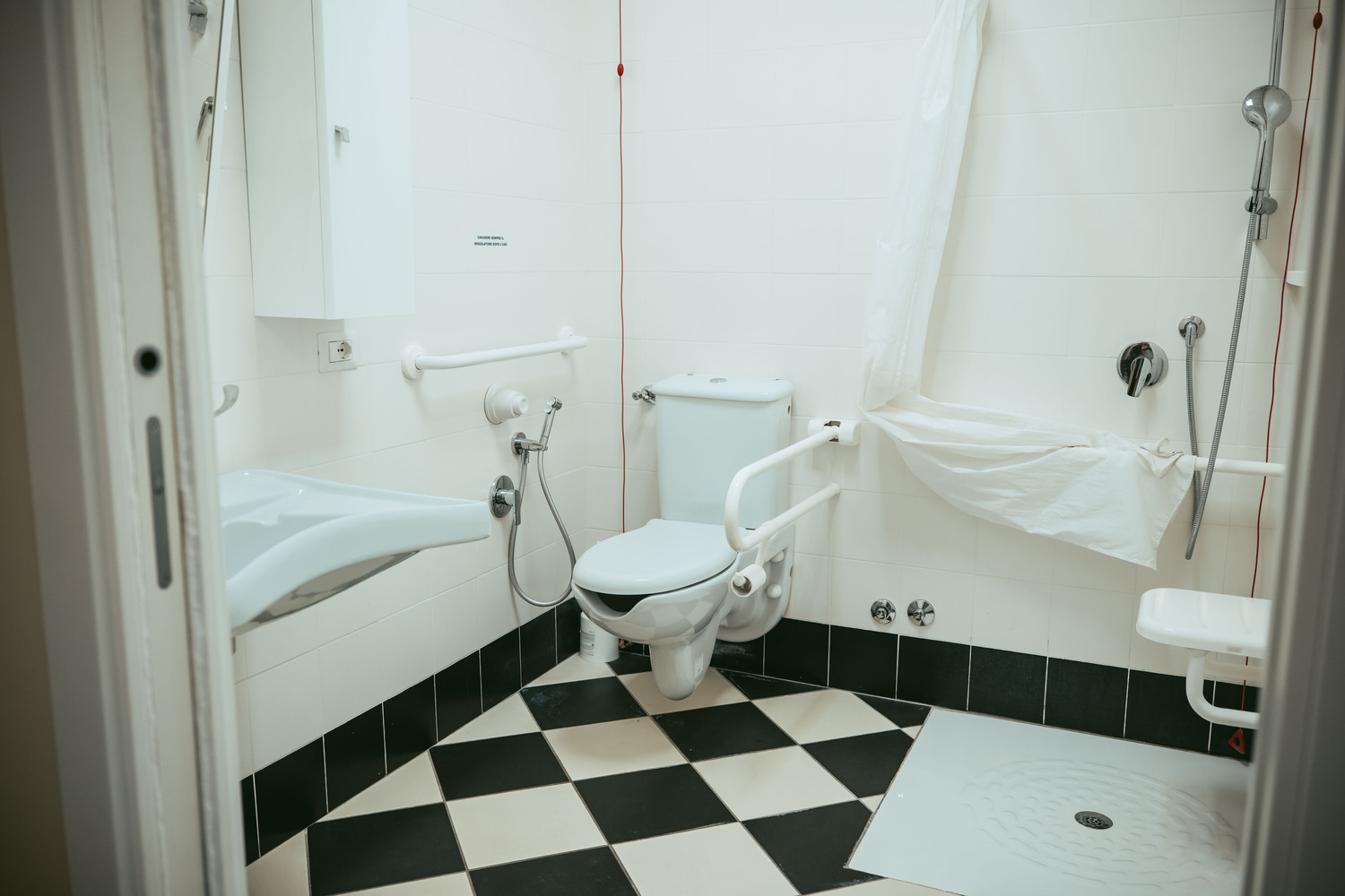 Bagno accessibile in camera